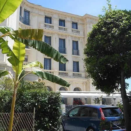 El Paradiso Θέρετρο